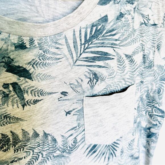 MENS H&M DIVIDED Grey Blue Tropical Floral Pocket Short Sleeve Tee Shirt Top M - Picture 9 of 9